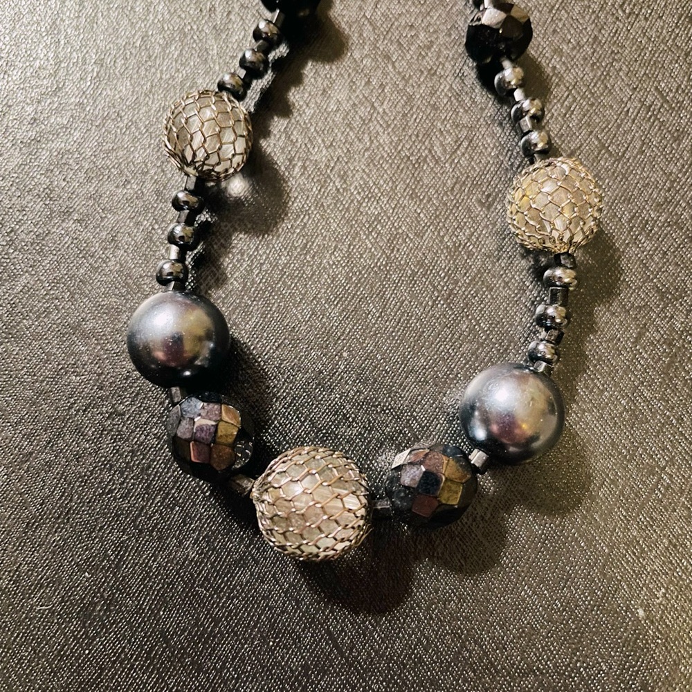 Cookie Lee 16” black and gray necklace